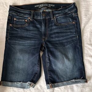 American Eagle Super Stretch Skinny Bermuda Denim Shorts Sz 6 Free Shipping